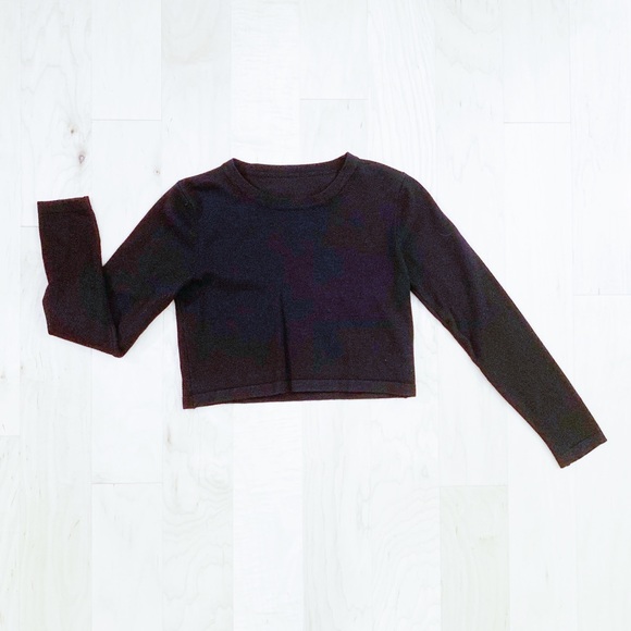 Brandy Melville Cropped Long Sleeve Top - Picture 2 of 6